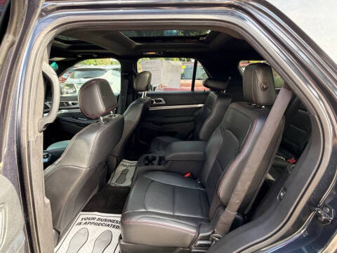 2017 Ford Explorer Sport