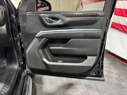 2022 GMC Yukon XL SLE