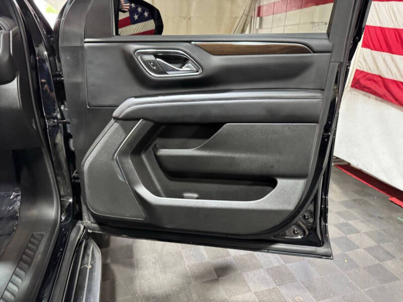 2022 GMC Yukon XL SLE