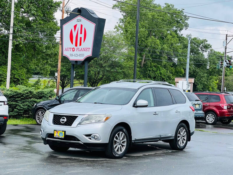 2013 Nissan Pathfinder for sale at Y&H Auto Planet in Rensselaer NY