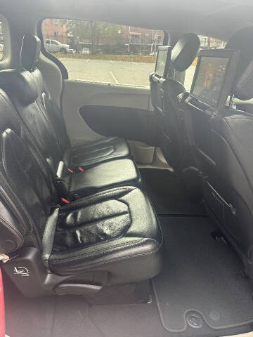 2018 Chrysler Pacifica Touring L Plus