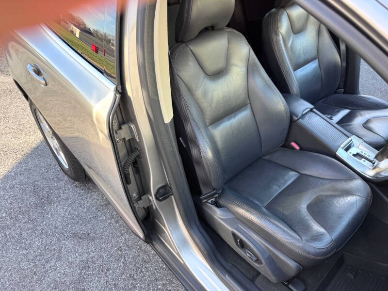 2012 Volvo XC60 3.2 Platinum