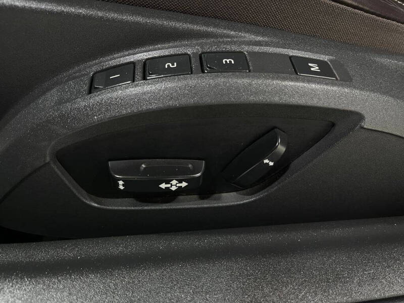 2013 Volvo C70 T5 Platinum