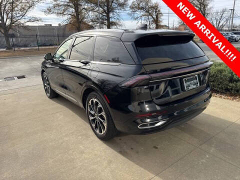 2024 Lincoln Nautilus Reserve