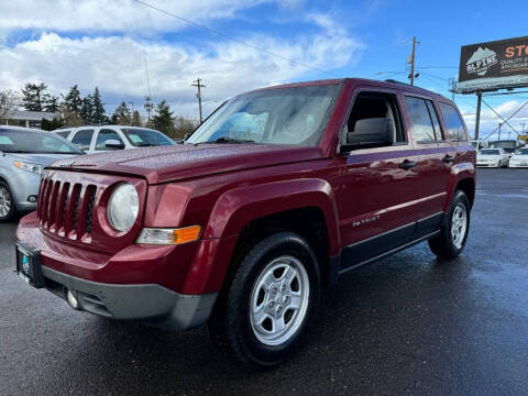 2014 Jeep Patriot for sale at ALPINE MOTORS in Milwaukie OR