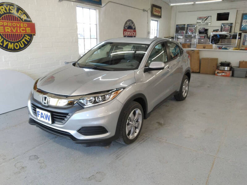 Used 2022 Honda HR-V LX with VIN 3CZRU6H3XNM733085 for sale in Cambridge, NE