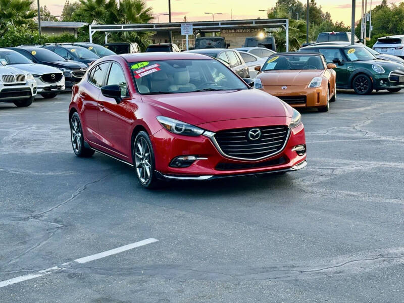 2018 Mazda MAZDA3 Grand Touring