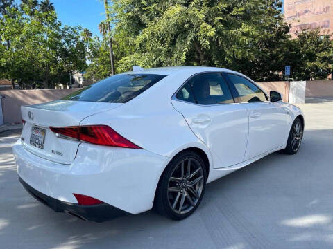 2017 Lexus IS 350