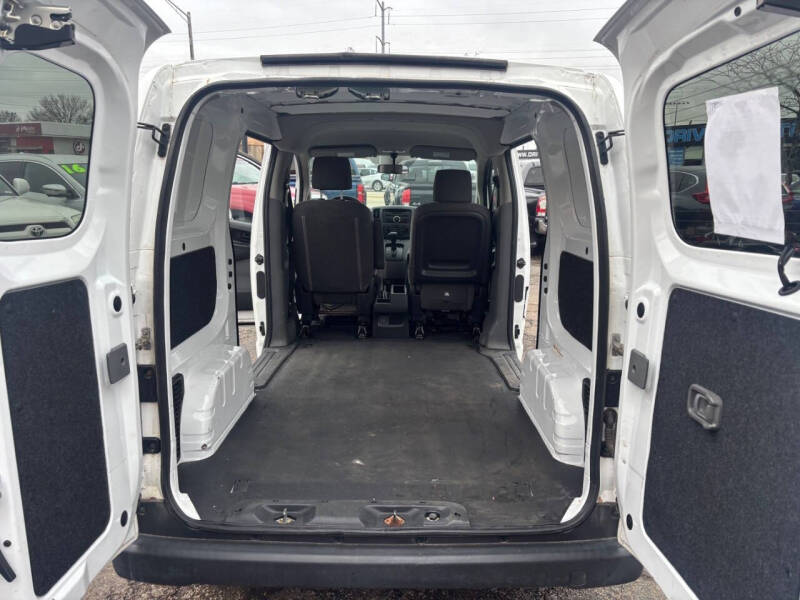 2016 Nissan NV200