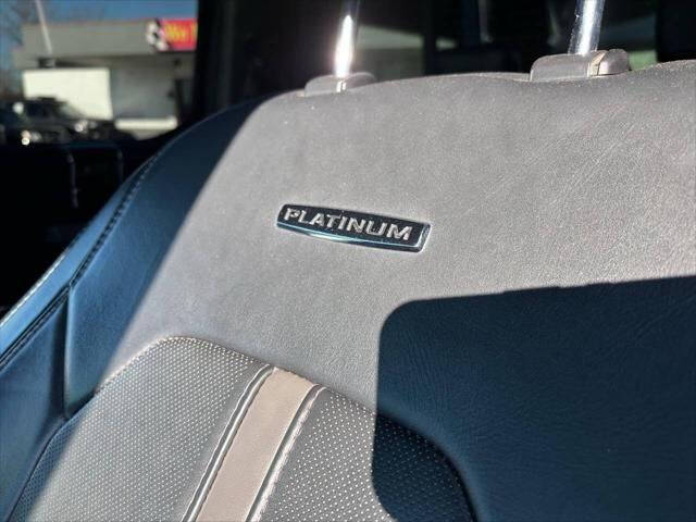 2017 Ford F-150 Platinum