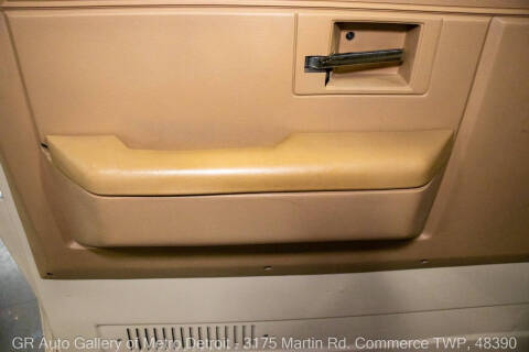 1987 Chevrolet R/V 10 Series V10