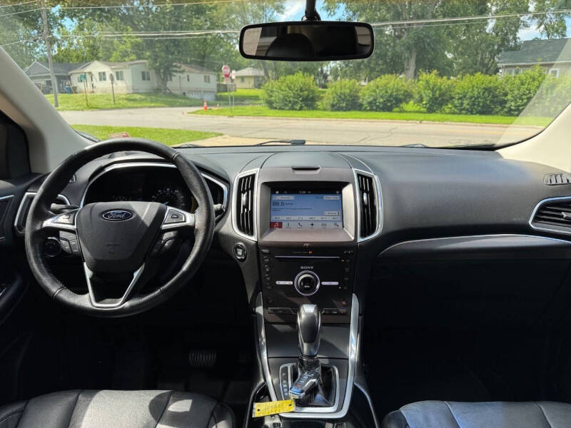 2016 Ford Edge Titanium