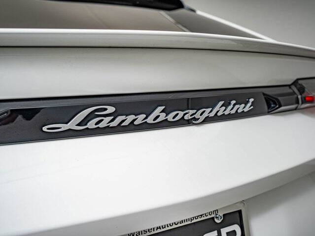 2022 Lamborghini Urus