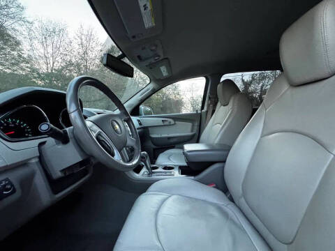 2012 Chevrolet Traverse LT