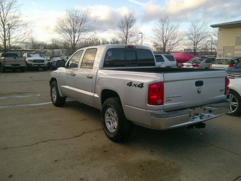 2005 Dodge Dakota SLT