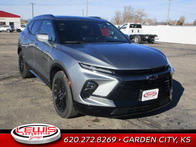 2025 Chevrolet Blazer for sale at Lewis Chevrolet of Garden City in Garden City, KS