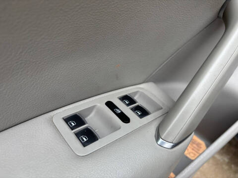 2016 Volkswagen Passat 1.8T SE