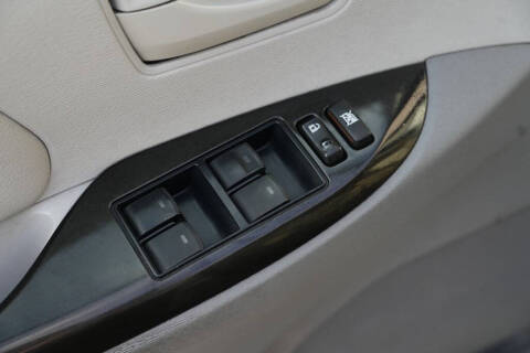 2011 Toyota Sienna Base 7-Passenger
