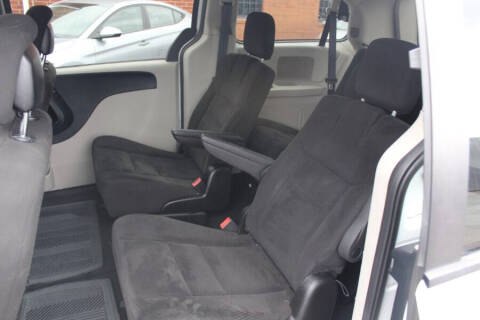 2015 Dodge Grand Caravan American Value Package