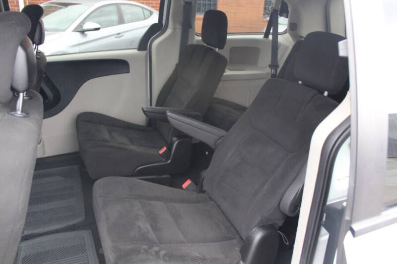 2015 Dodge Grand Caravan American Value Package