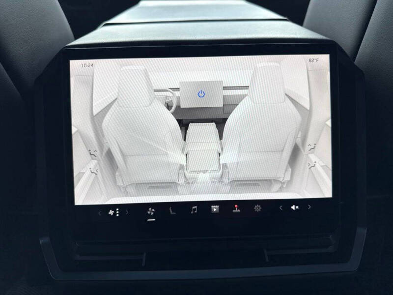 2024 Tesla Cybertruck