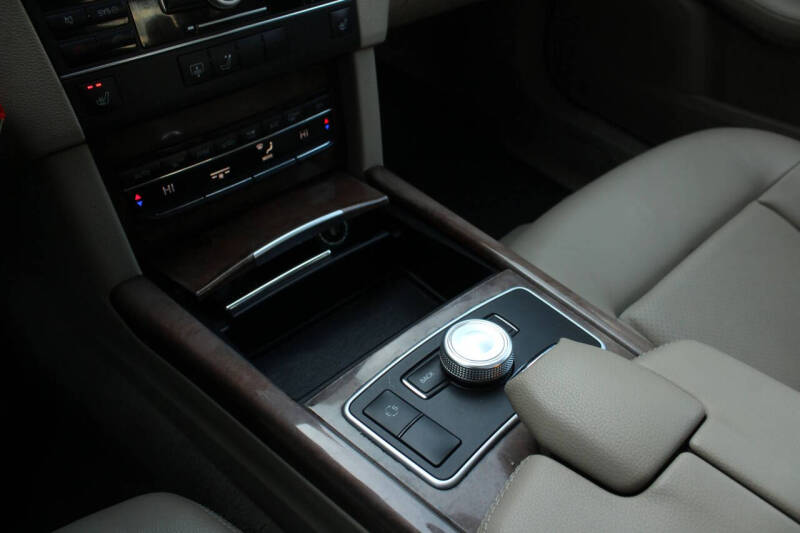 2011 Mercedes-Benz E-Class