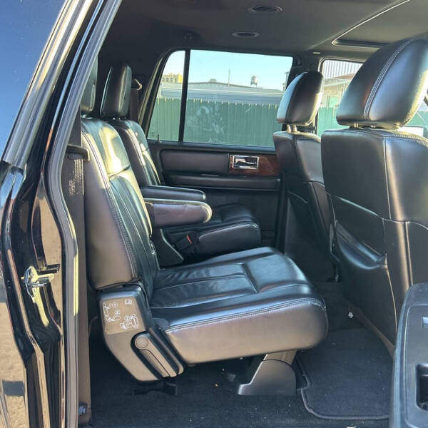 2017 Lincoln Navigator L Select