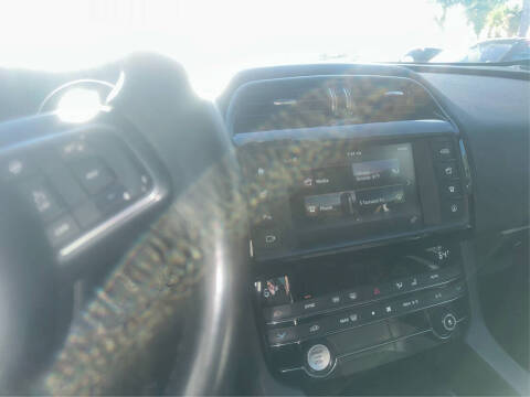 2018 Jaguar F-PACE 35t Premium