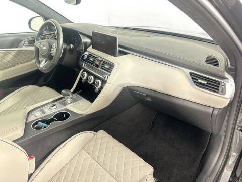 2023 Genesis G70