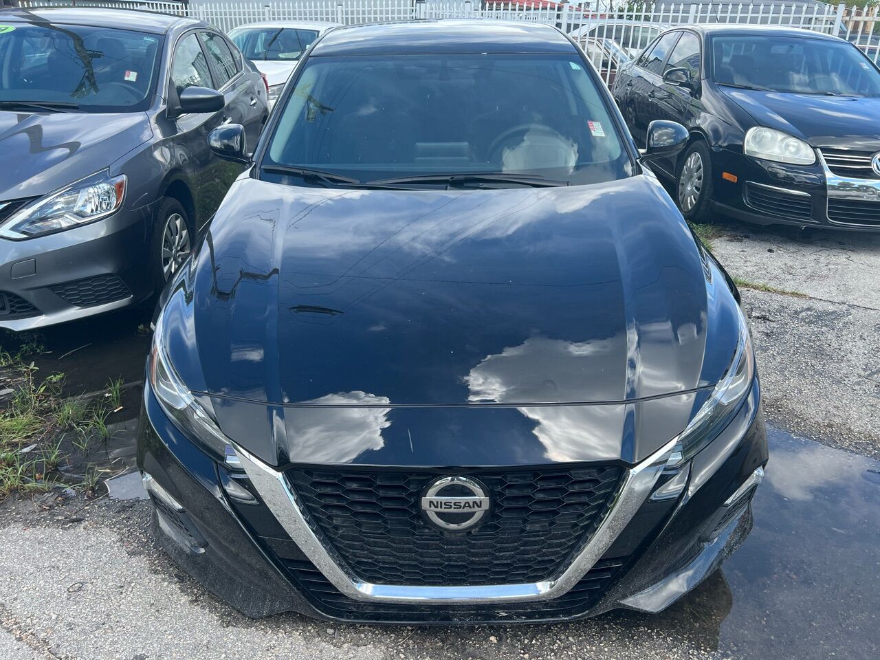 2019 Nissan Altima  - $18,750