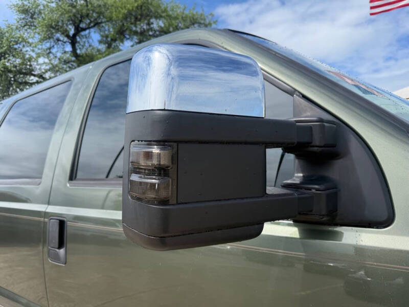 2005 Ford Excursion Eddie Bauer