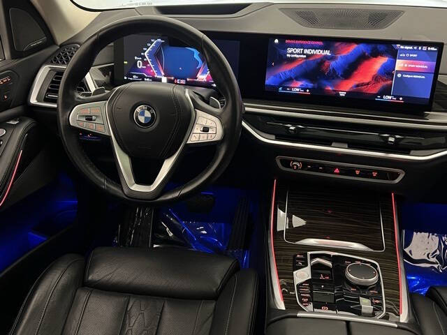 2023 BMW X7 xDrive40i