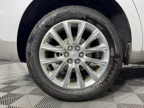2020 Buick Enclave Essence