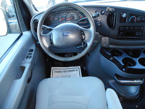 2008 Ford E-Series E-250