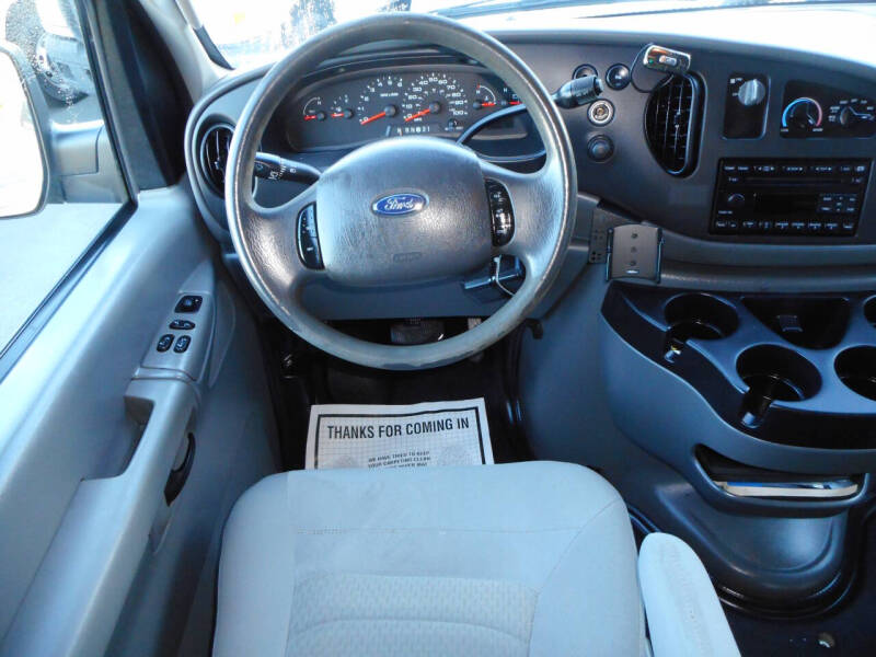2008 Ford E-Series E-250