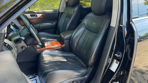 2011 Infiniti FX35