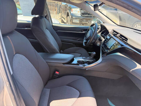 2018 Toyota Camry LE