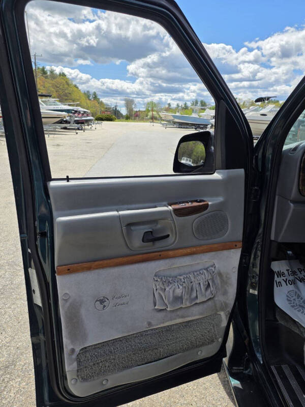 1999 Ford E-Series E-150
