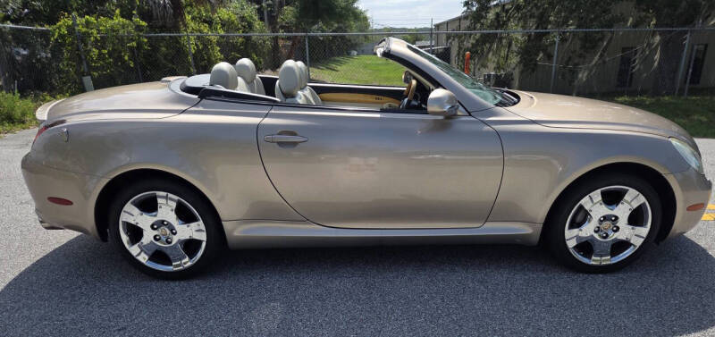 2005 Lexus SC 430