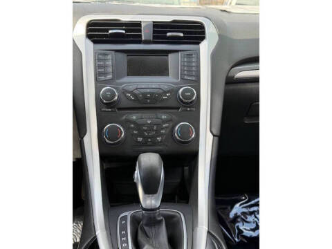 2015 Ford Fusion Hybrid S