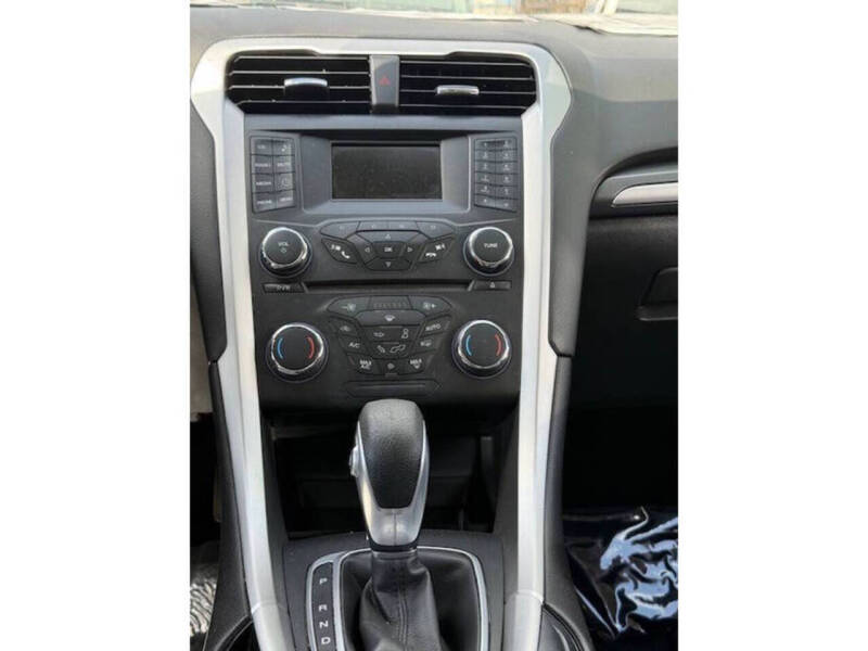 2015 Ford Fusion Hybrid S