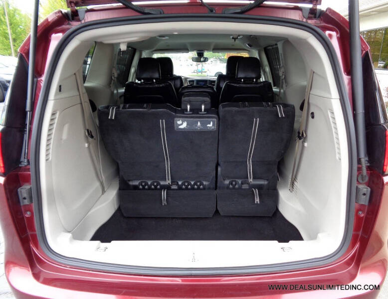 2018 Chrysler Pacifica Touring L