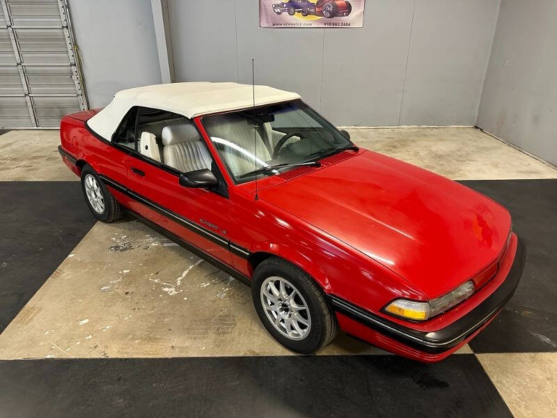 1991 Pontiac Sunbird LE