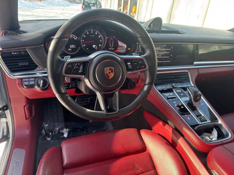 2017 Porsche Panamera 4S