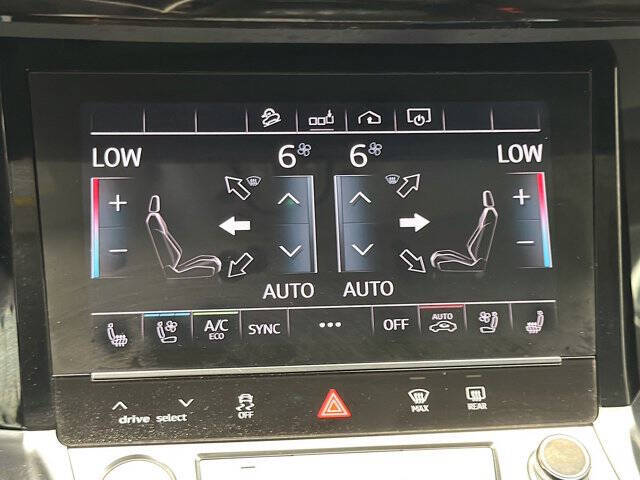 2019 Audi e-tron quattro Premium Plus