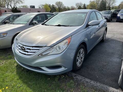 2011 Hyundai Sonata for sale at Lakeshore Auto Wholesalers in Amherst OH