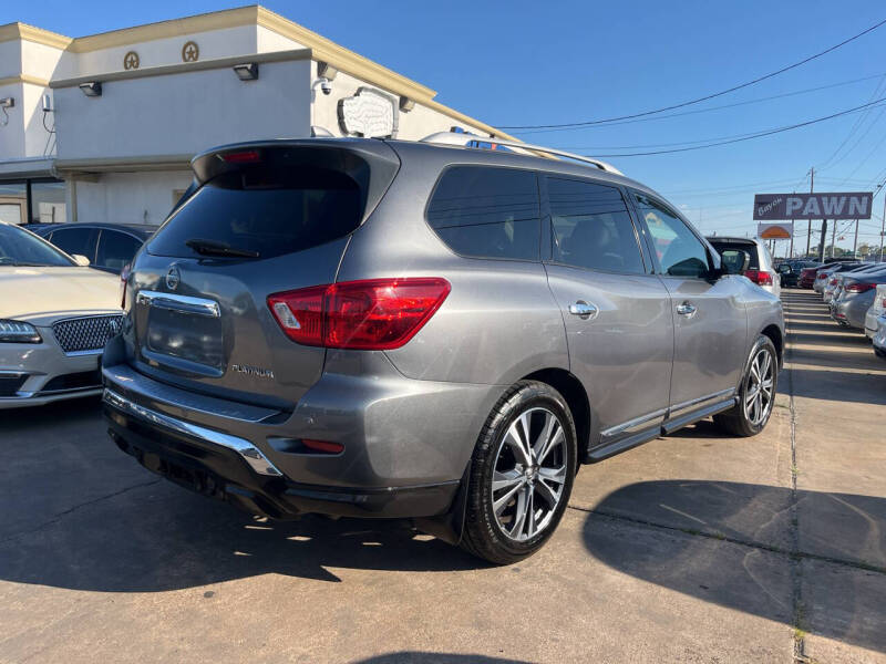 2020 Nissan Pathfinder Platinum