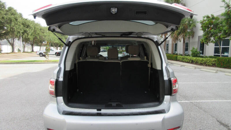 2017 Nissan Armada SV