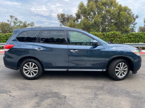 2013 Nissan Pathfinder SV