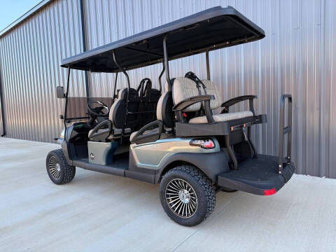 2026 Atlas 6 Passenger Lifted